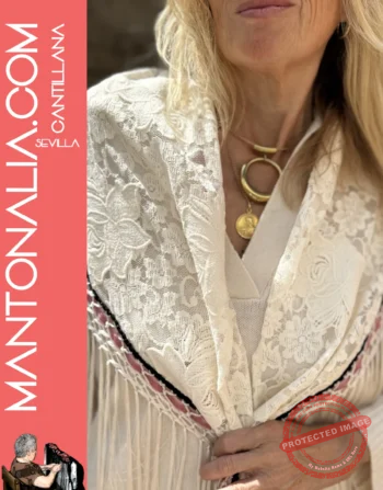 Mantón artesanal Tul negro